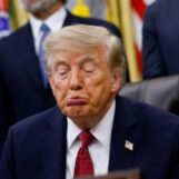Trump supprime le langage LGBTQ+ de l’ère Biden des règles du Titre IX. Les défenseurs mettent en garde contre des dégâts considérables