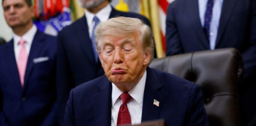 Trump supprime le langage LGBTQ+ de l’ère Biden des règles du Titre IX. Les défenseurs mettent en garde contre des dégâts considérables
