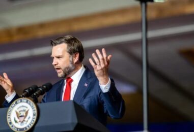JD Vance, nouvellement catholique, fait la promotion de sa propre foi et attaque celle de James Talarico comme une « couverture »