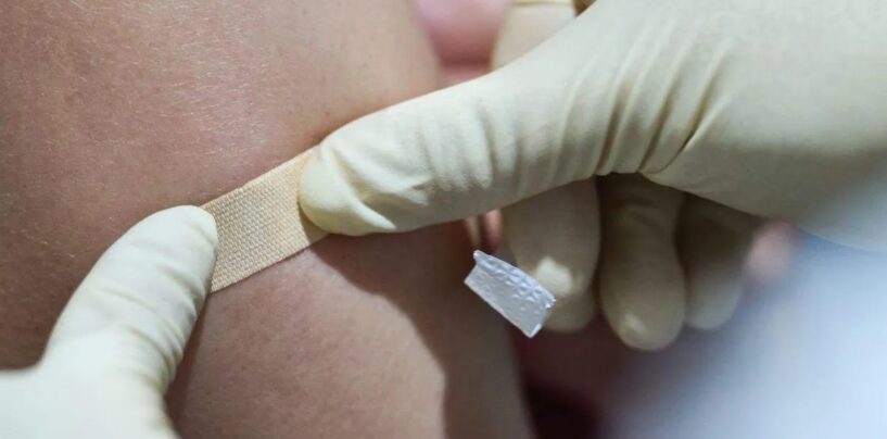Trump cible les soins médicaux de leurs filles. Quatre familles du New Hampshire poursuivent son HHS en justice