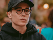 Elliot Page s'en prend aux hôpitaux qui ont cédé à Trump en matière de soins aux enfants trans : « Refuser ces soins nuit aux enfants »