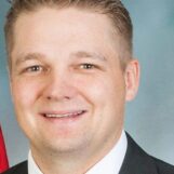 « Inapte à servir » : le législateur républicain de Pennsylvanie fait face à des appels à la démission suite à une tirade antigay à propos de son collègue