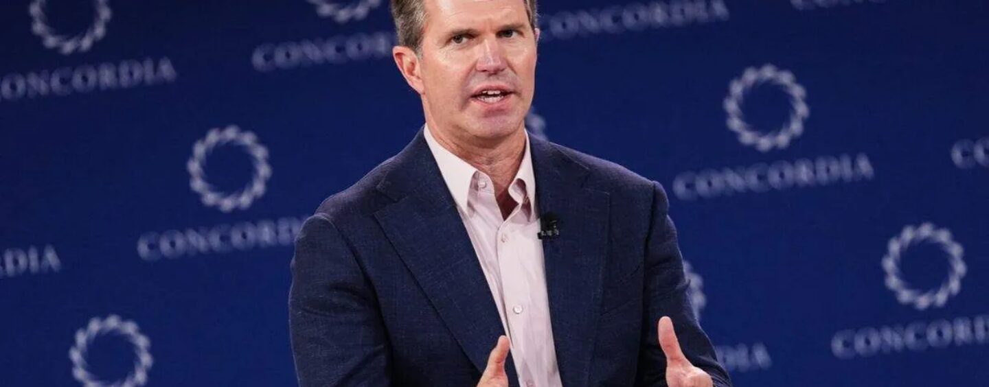 Andy Beshear a un message pour les démocrates qui s'éloignent des droits des trans : « Ce n'est pas le parti que nous sommes »