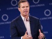 Andy Beshear a un message pour les démocrates qui s'éloignent des droits des trans : « Ce n'est pas le parti que nous sommes »