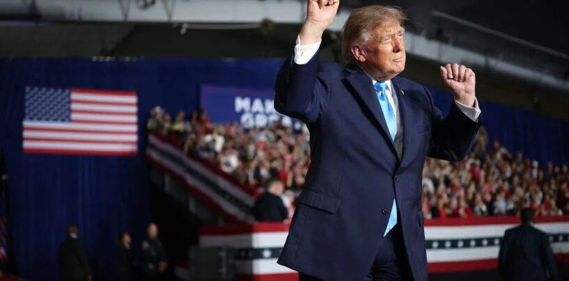 Trump lance des insultes anti-trans à la démocrate de Caroline du Sud Annie Andrews. La Maison Blanche n'expliquera pas pourquoi