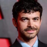 Rencontrez Joey Pollari, la nouvelle star d'American Horror Story : 13