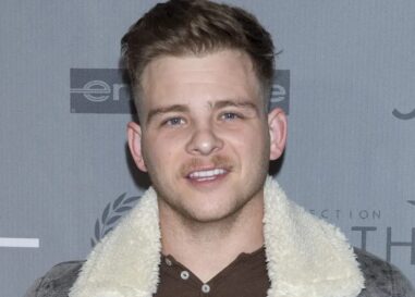 La star de Stuart Little a fait une scène de nudité « frontale » dans le nouveau film de Robert Pattinson