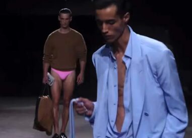 Tom Ford envoie des mannequins en sous-vêtements révélateurs sur le podium de la Fashion Week de Paris