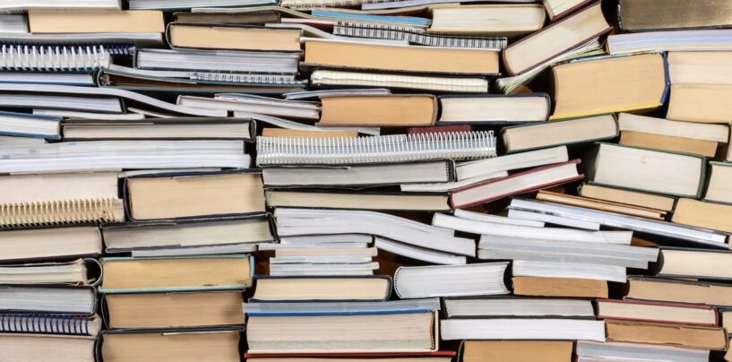Les écoles publiques ont interdit un nombre record de 12 000 livres cette année. La plupart étaient au Texas et en Floride
