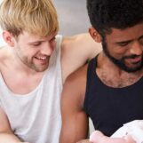 Les familles LGBTQ+ sont sur le bulletin de vote en novembre. Voici comment les protéger