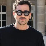 Dan Levy demande aux hommes de parler après que Shane Gillis ait humilié les femmes sur SNL