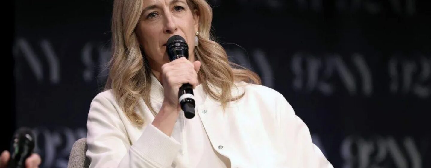 Les nouvelles coupes de Medicaid dans les soins aux personnes trans de Trump poussent les familles pauvres à demander aux gouverneurs des États bleus : où est le plan ?