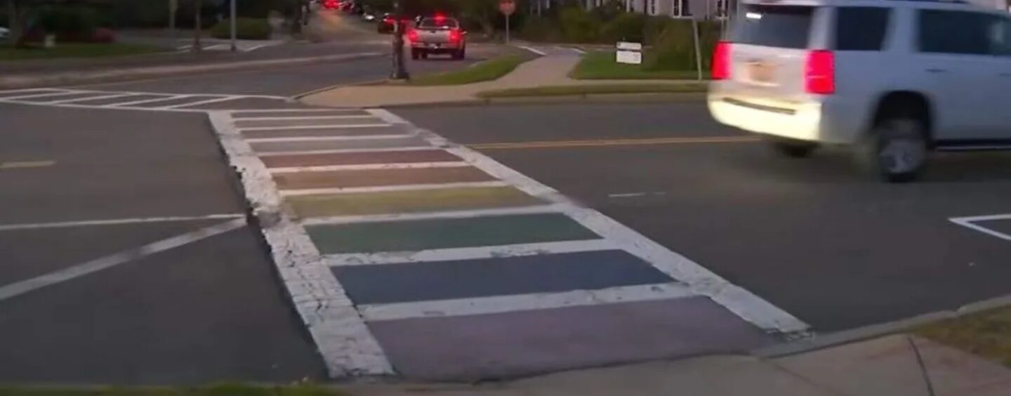 « Cela semble intentionnel » : les responsables de la ville du Massachusetts sont confrontés à des questions sur la suppression des passages pour piétons arc-en-ciel