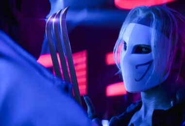 Orville Peck dit qu'il est sorti avec des gays qui lui rappellent Vega