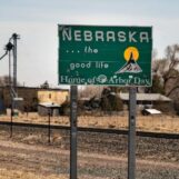 Un tribunal du Nebraska décide que les électeurs peuvent décider d'inscrire ou non une interdiction des sports anti-trans dans la constitution de l'État