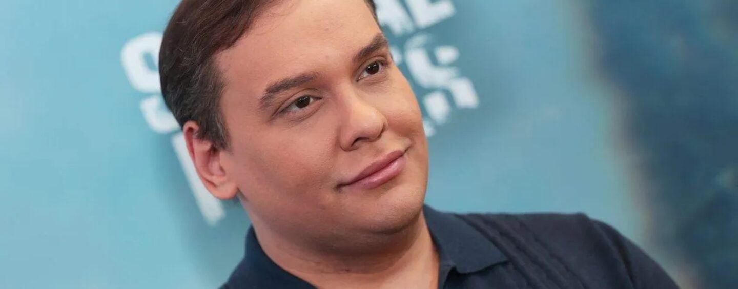 George Santos veut remplacer l'attaché de presse licencié de Trump. Il a l'expérience des mensonges