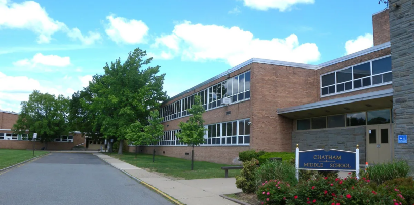 Le conseil scolaire du New Jersey abandonne la politique de confidentialité des étudiants trans pour régler le procès Moms for Liberty