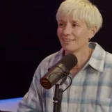 La légende du football féminin Megan Rapinoe dit qu'elle « a hâte » de voir une athlète trans d'élite concourir