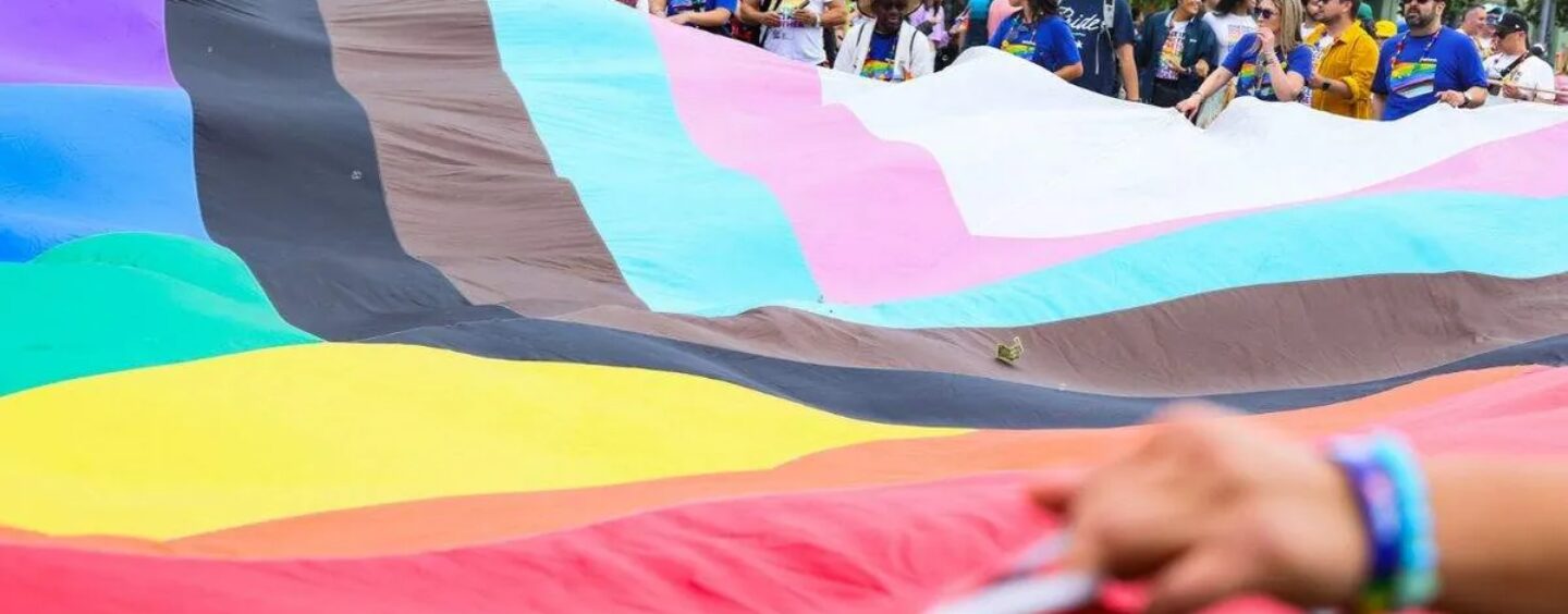 Les personnes LGBTQ+ sont partout. Trump supprime les données qui le montrent